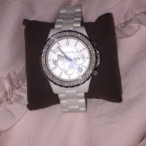 White Michael Kors MK5300 Watch